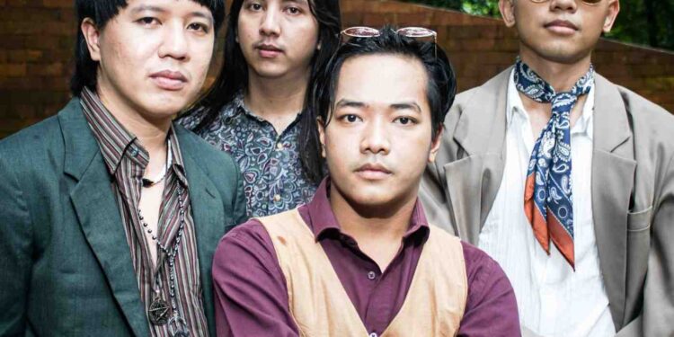 Mini Album “Hambalah” Jadi Penanda Arah Baru The Decks di Jalur Musik Eksperimental