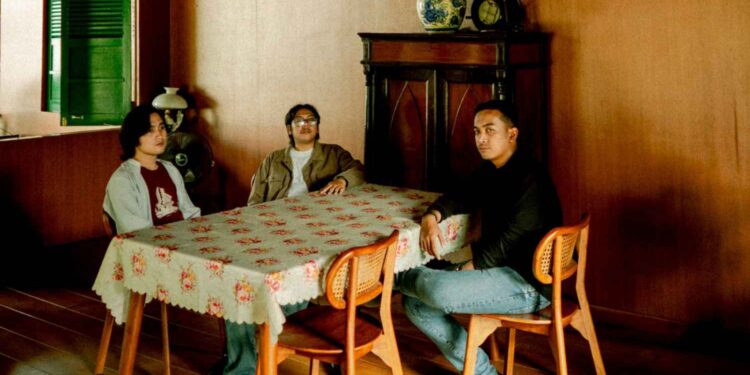 Buka Babak Baru Menuju Album Kedua, LOR Gelar Mini Tour di Empat Kota