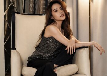 Agatha Chelsea dan Keputusan untuk Baik-Baik Saja Sendiri